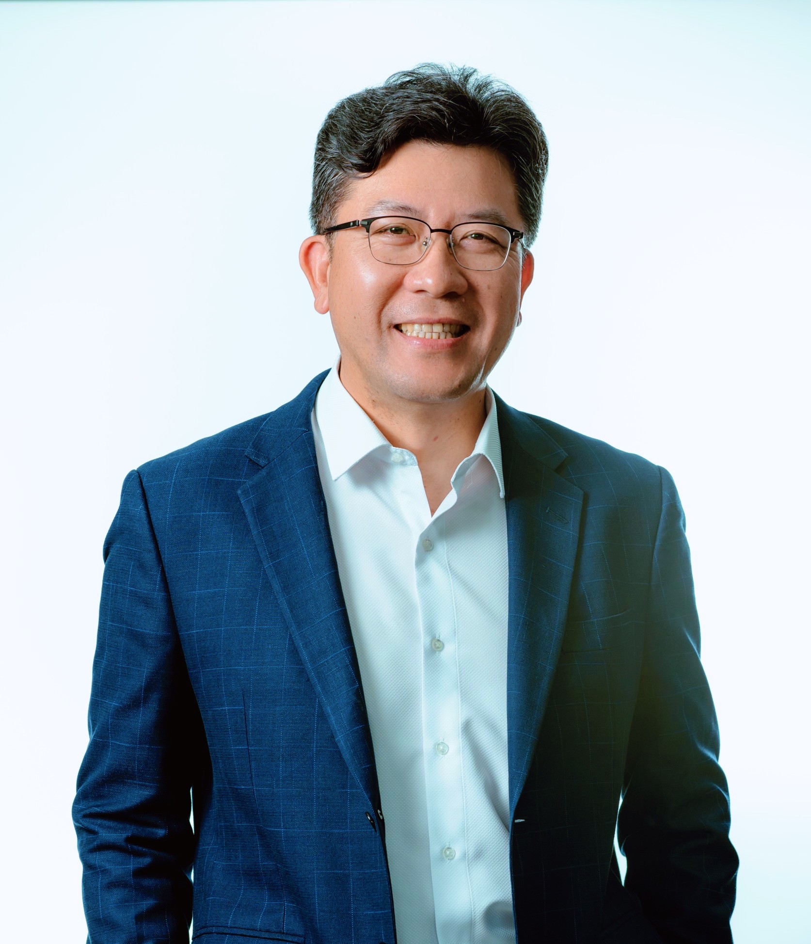 凃忠正 兼任|副教授